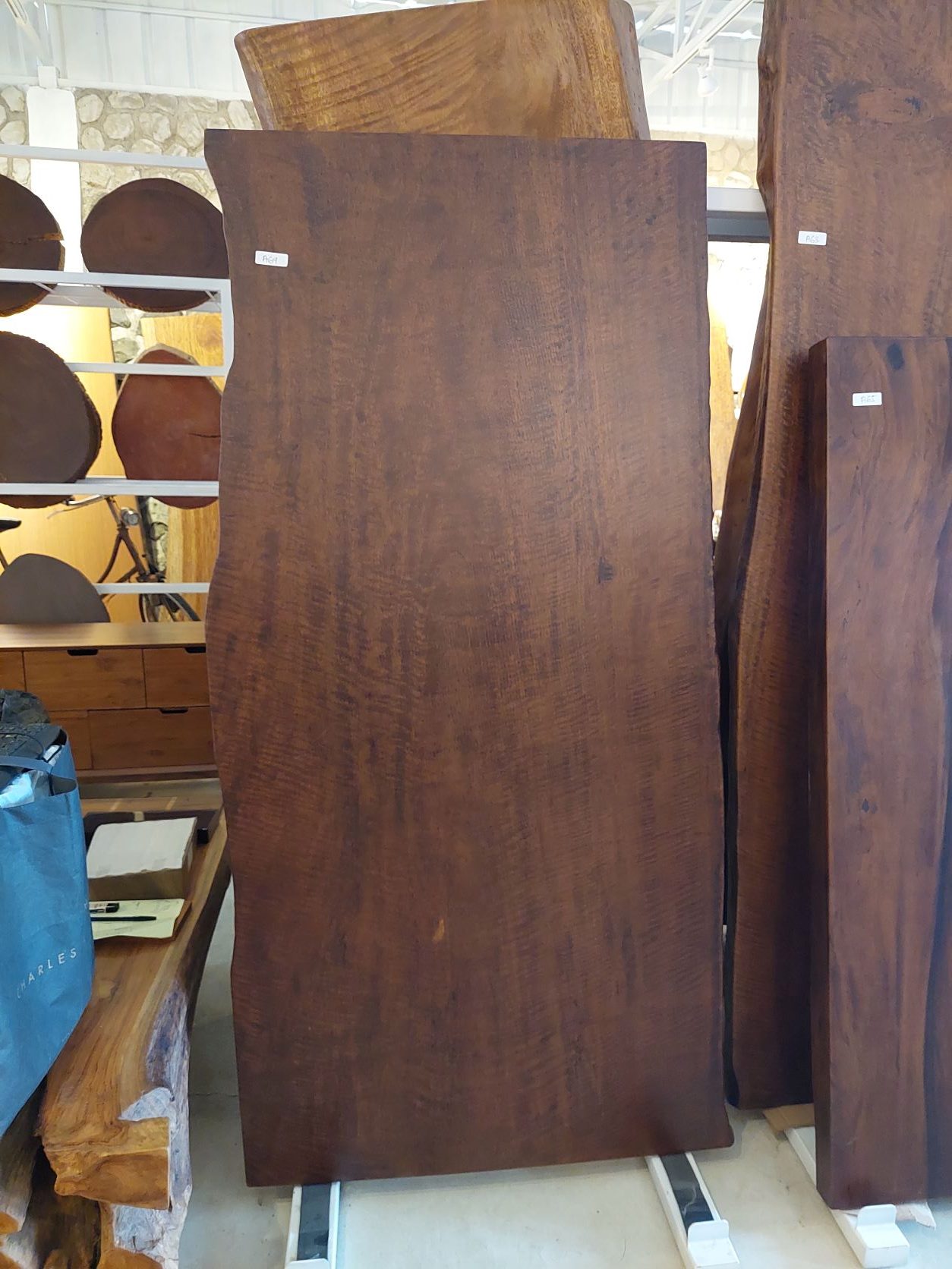 A-64-b-resize-rotated-1.jpg meja kayu solid